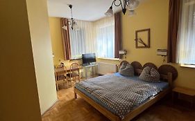 Villa Centrum With Access Kitchen (Adults Only)